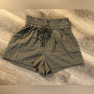 Dizzire brand / military green color
